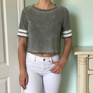 Forever 21 Loose cropped tee
